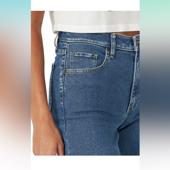 Lee’s women’s high rise A line jeans - Picture 5 of 7